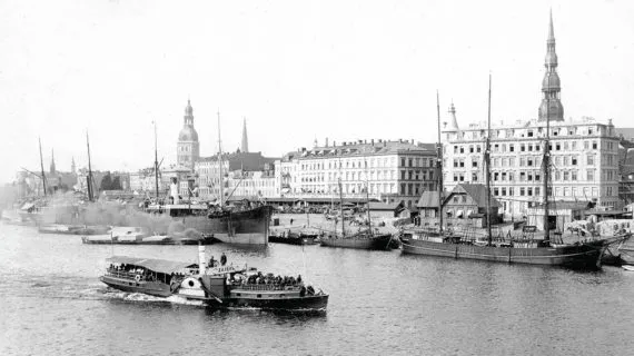 Fotoizstāde “Rīga 100 gados”