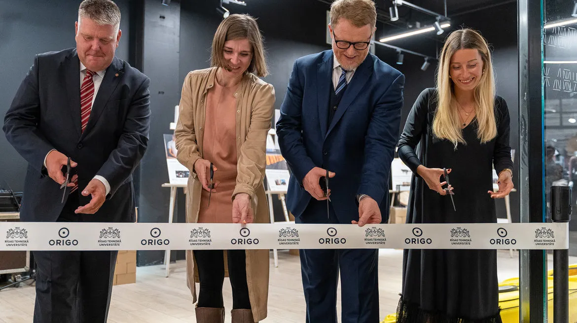 T/C “Origo” sadarbībā ar Rīgas Tehnisko universitāti atklāj “RTU un Origo nākotnes pieturu”