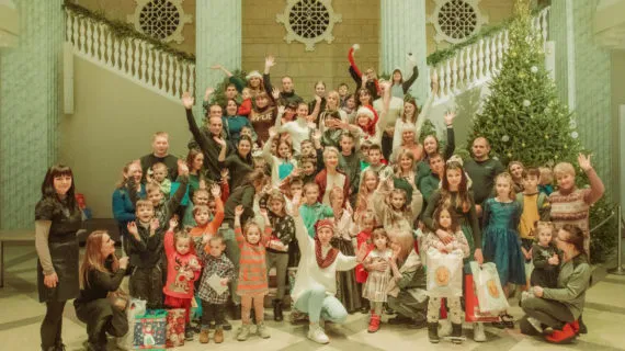 Origo svētku laikā iesaistās labdarības akcijā “Sagādā prieku”